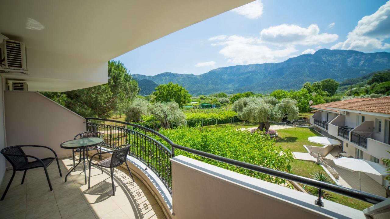 Aparthotel Aneton Chrysi Ammoudia Exterior foto