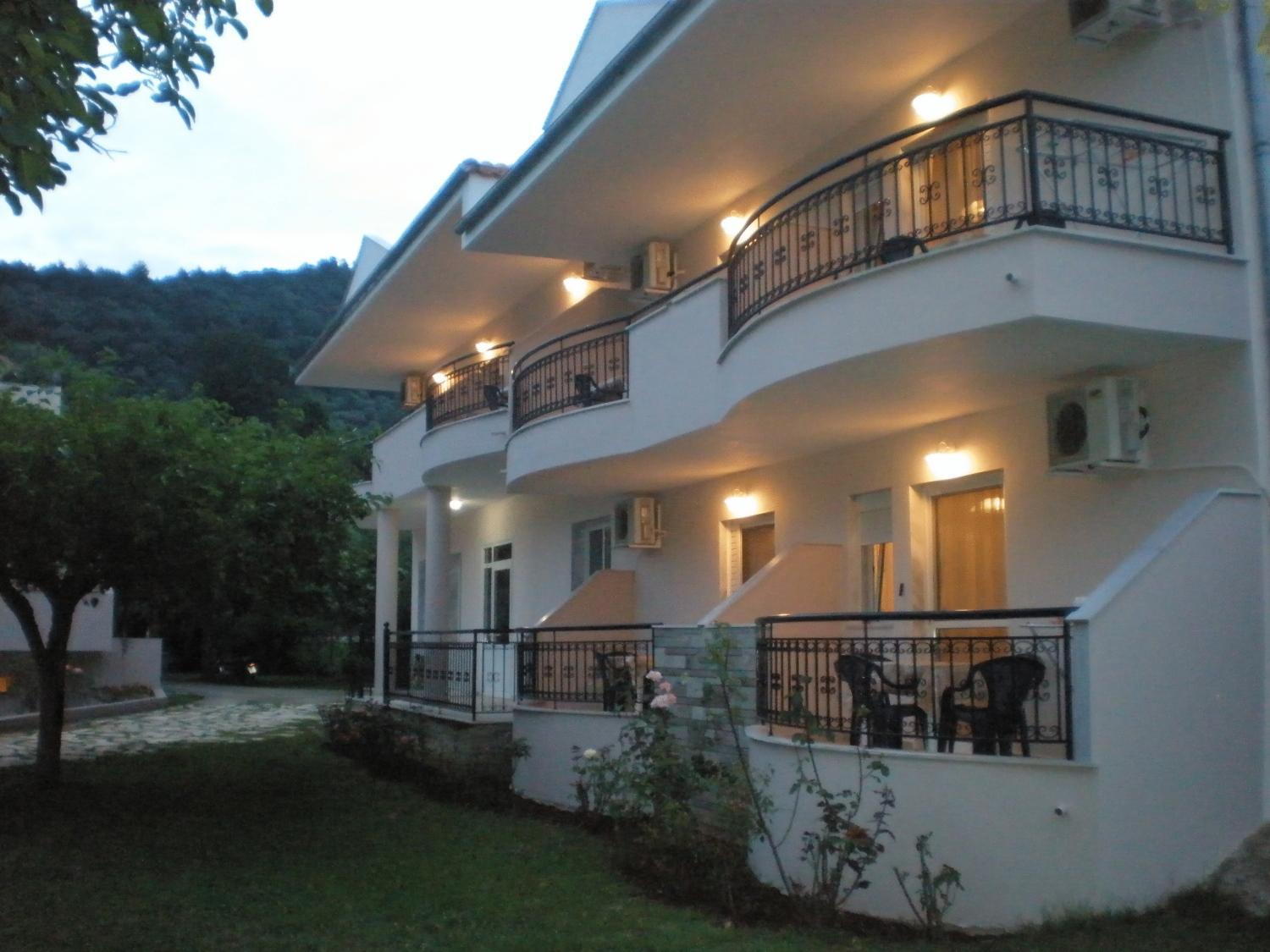 Aparthotel Aneton Chrysi Ammoudia Exterior foto
