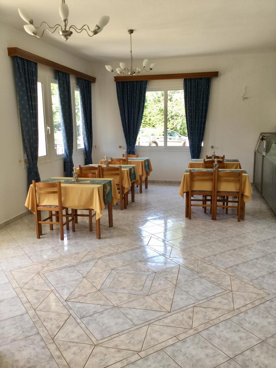 Aparthotel Aneton Chrysi Ammoudia Exterior foto