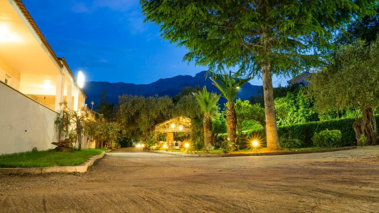 Aparthotel Aneton Chrysi Ammoudia Exterior foto